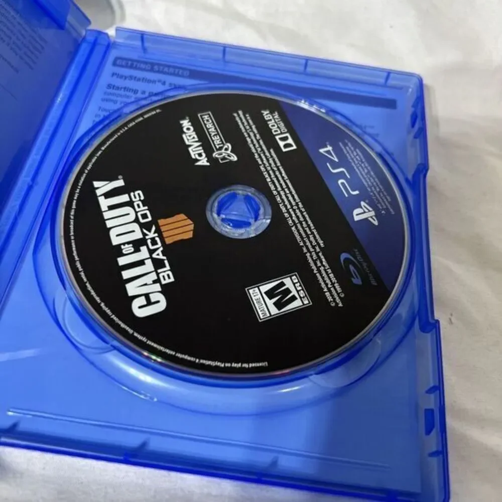 Call of Duty: Black‎ Ops 4 (PlayStation 4, 2018)